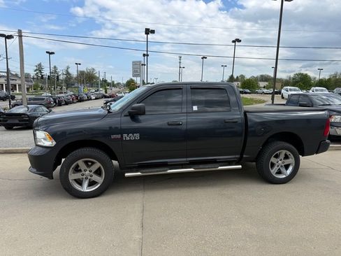 Used 2014 RAM 1500 Express image 10