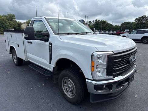 Used 2023 Ford F250 XL w/ XL Driver Assist Package AWD/4WD image 2