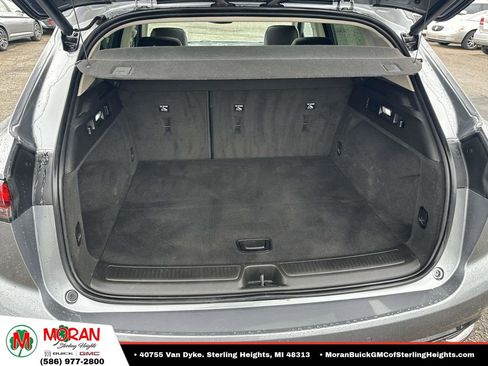 Certified 2022 Buick Envision Essence w/ Technology Package I FWD image 11