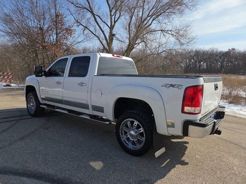 Used 2007 GMC Sierra 2500 SLE w/ SLE2 Preferred Package image 4