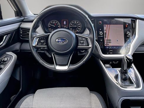 Used 2022 Subaru Outback Premium image 8