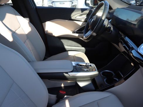 Used 2025 BMW X2 xDrive28i w/ Premium Package image 14
