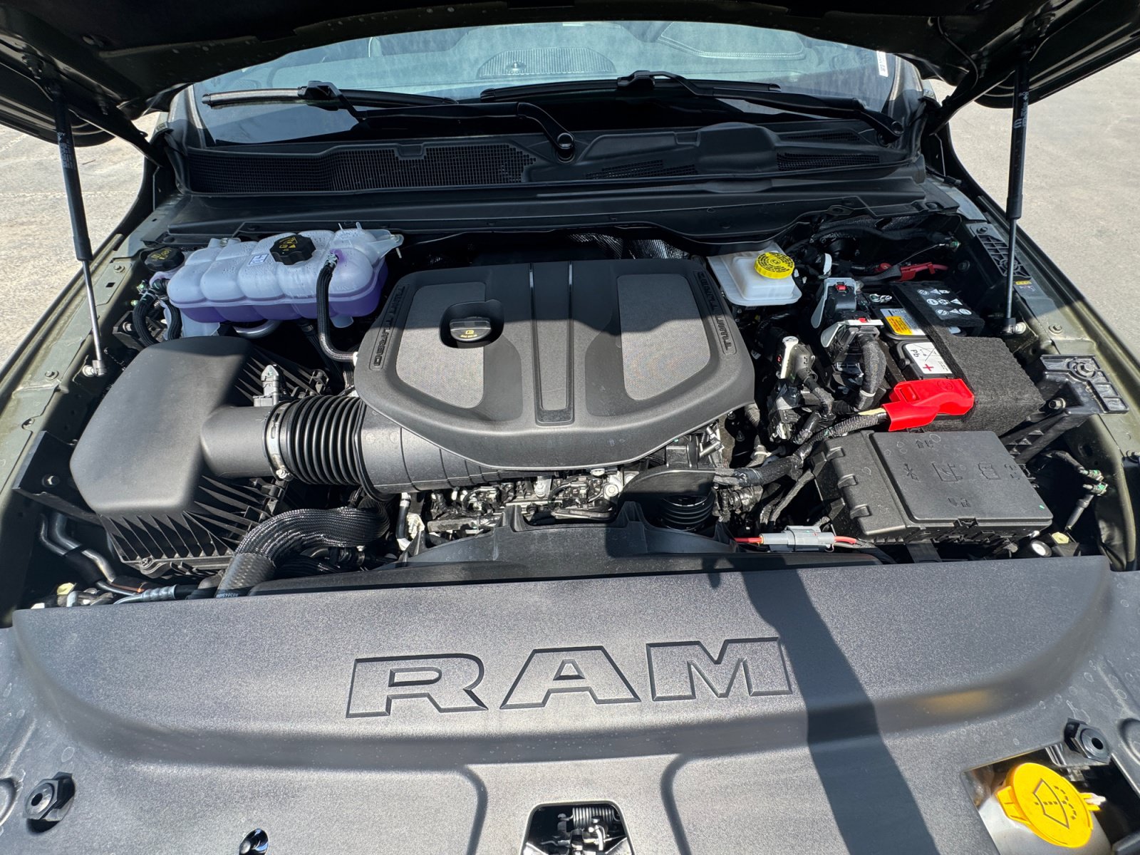 New 2026 RAM 1500 Laramie w/ Night Edition AWD/4WD image 11