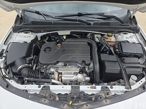 Used 2021 Chevrolet Malibu RS FWD image 17