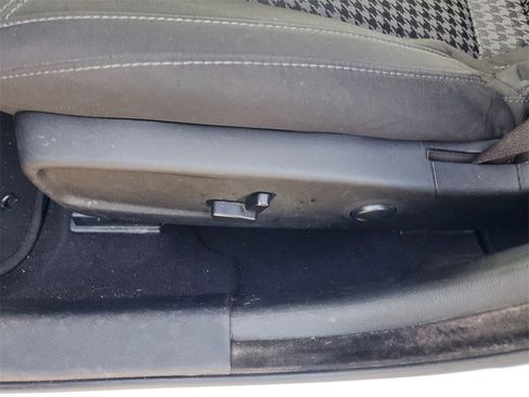 Used 2023 Dodge Charger SXT image 13