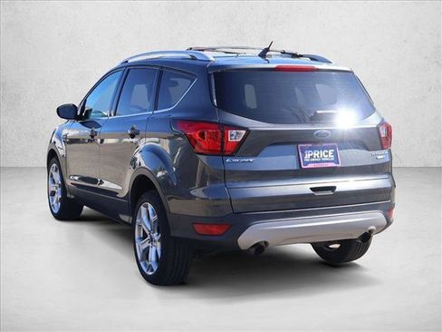 Used 2019 Ford Escape Titanium image 7