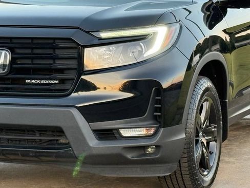 Used 2023 Honda Ridgeline Black Edition image 11
