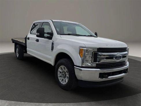 Used 2017 Ford F350 XLT AWD/4WD image 7
