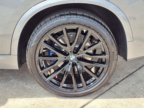 Used 2026 BMW X5 sDrive40i w/ M Sport Package image 29