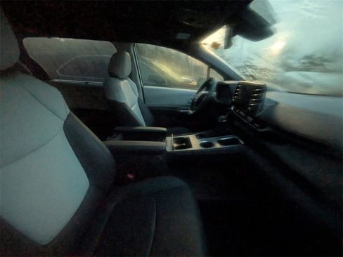 Certified 2024 Toyota Sienna XSE image 10