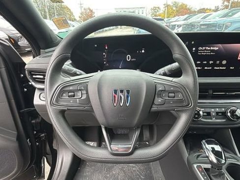 New 2025 Buick Envista Preferred w/ Convenience II Package FWD image 13