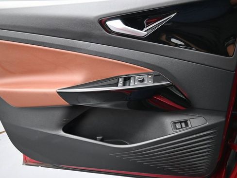 Used 2022 Volkswagen ID.4 Pro S image 25