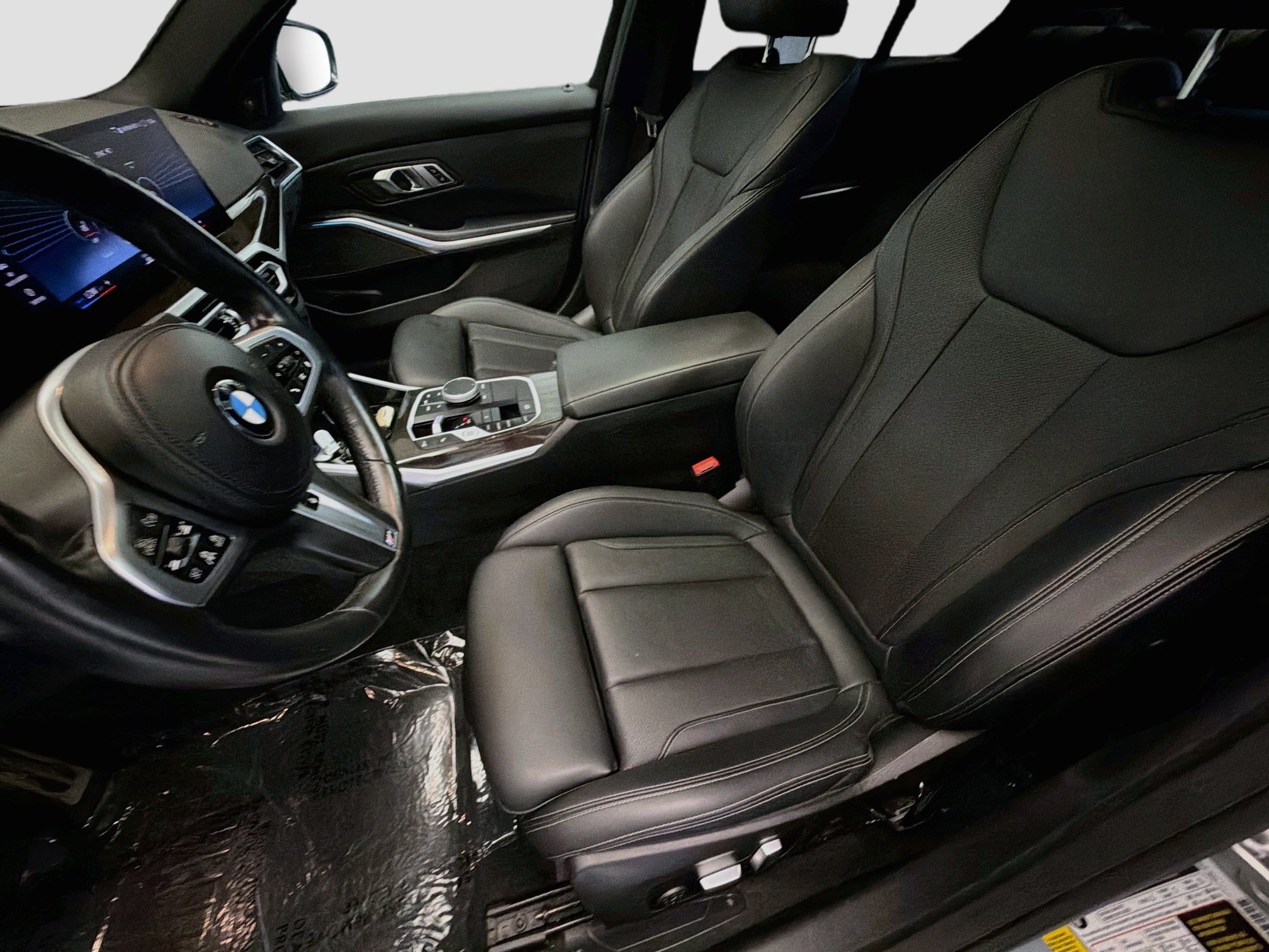Used 2023 BMW M340i RWD image 11