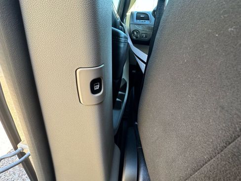 Used 2016 Dodge Grand Caravan SXT w/ Rear Park Assist Package image 34