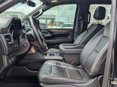 Used 2023 Chevrolet Tahoe High Country image 9