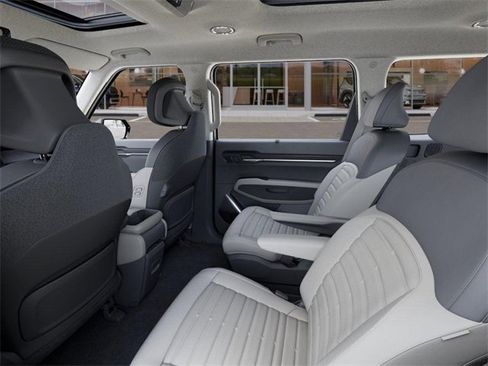 New 2026 Kia EV9 Land image 18