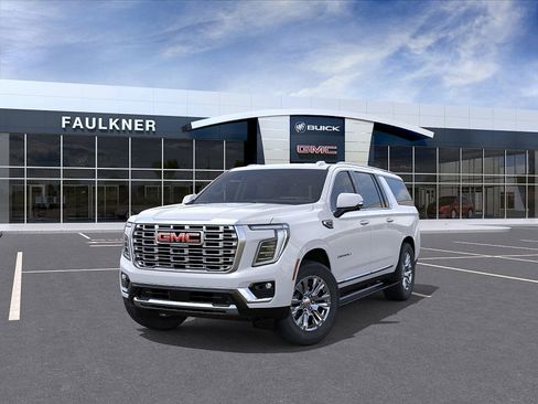 New 2026 GMC Yukon XL Denali w/ Sun & Power Step Package image 8