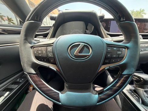Used 2019 Lexus ES 300h w/ Premium Package FWD image 21