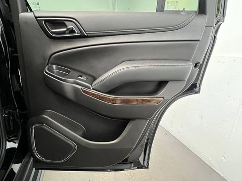 Used 2020 Chevrolet Tahoe 4WD image 18