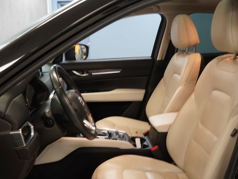 Used 2019 MAZDA CX-5 Grand Touring w/ GT Premium Package AWD/4WD image 4