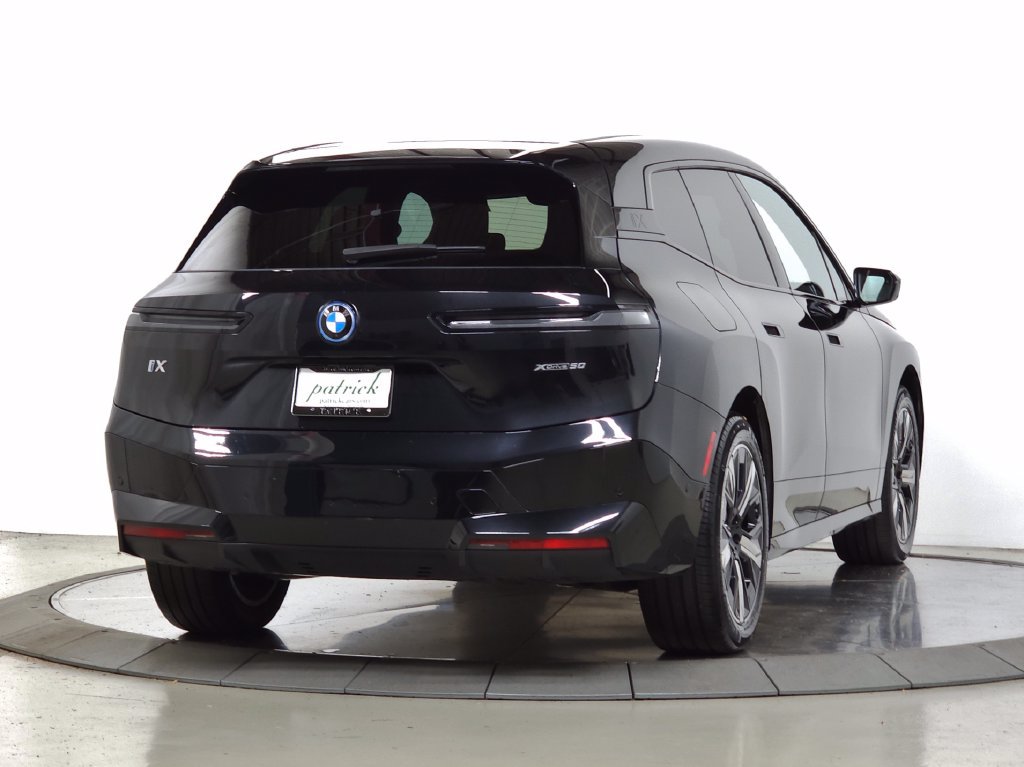 Certified 2024 BMW iX xDrive50 w/ Sport Package AWD/4WD image 11
