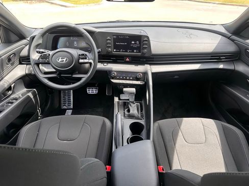 Certified 2026 Hyundai Elantra Sport image 16