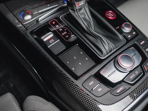 Used 2018 Audi S6 Premium Plus image 54