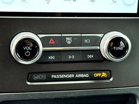 Certified 2021 Ford Edge ST image 19