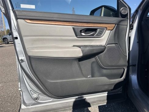 Used 2020 Honda CR-V Touring image 16