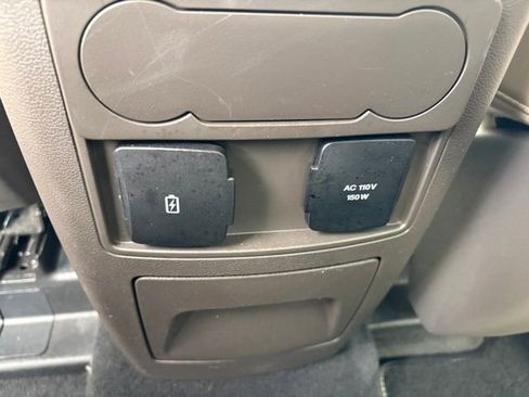 Used 2022 Ford Explorer Platinum w/ Equipment Group 601A image 34