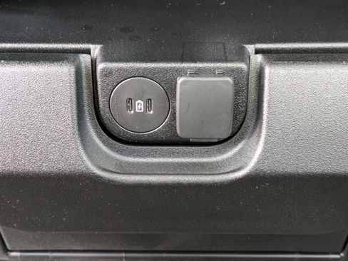 New 2026 Ford F250 XL w/ XL Chrome Package image 17