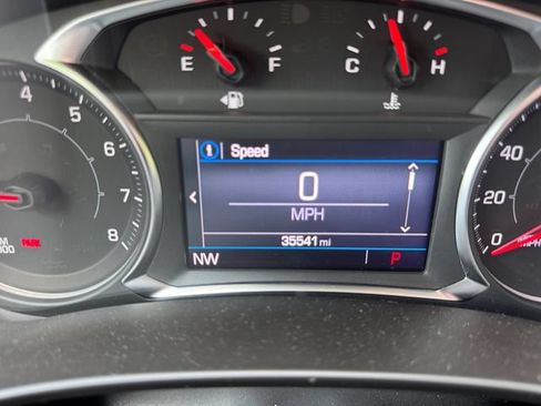 Used 2024 GMC Terrain SLE w/ Driver Convenience Package AWD/4WD image 25