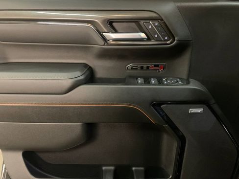 Used 2023 GMC Sierra 1500 AT4 w/ Technology Package image 12