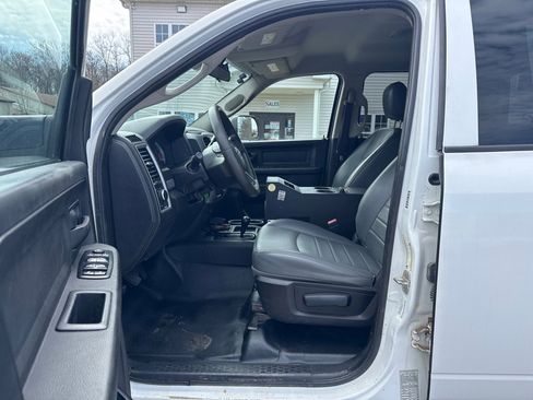 Used 2014 RAM 2500 ST image 11