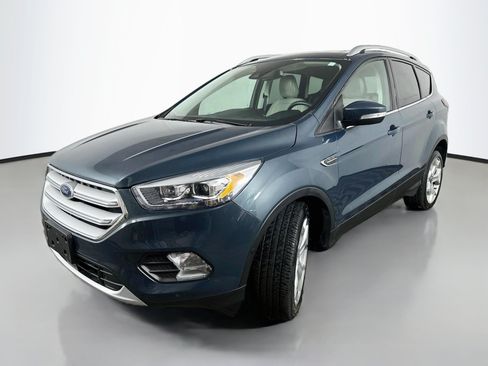 Used 2019 Ford Escape Titanium AWD/4WD image 3