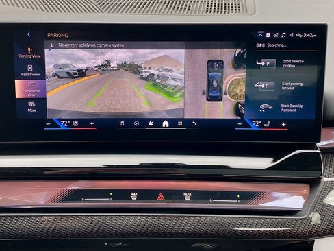 New 2027 BMW 550e xDrive AWD/4WD image 21