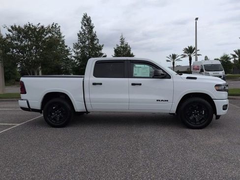 Used 2025 RAM 1500 Big Horn AWD/4WD image 3