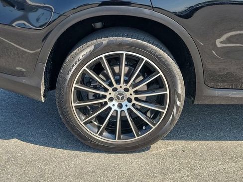 Used 2022 Mercedes-Benz GLC 300 image 7
