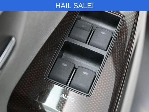 Used 2012 Toyota Venza LE image 13