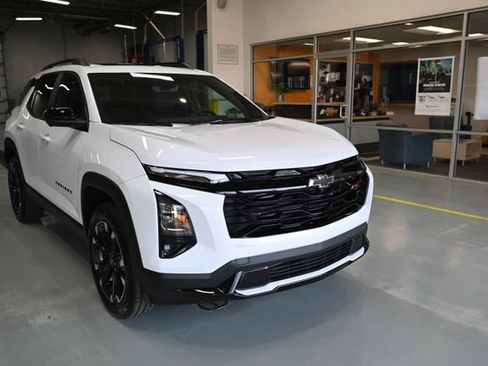 New 2027 Chevrolet Equinox RS w/ Safety and Technology Package AWD/4WD image 3