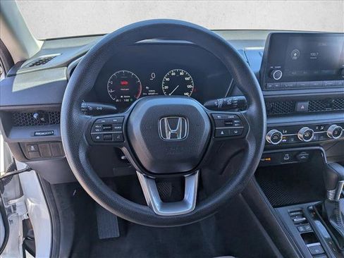Used 2024 Honda CR-V LX image 10