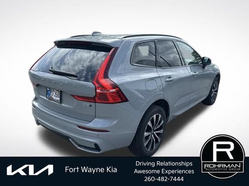Used 2025 Volvo XC60 B5 Core w/ Climate Package AWD/4WD image 6