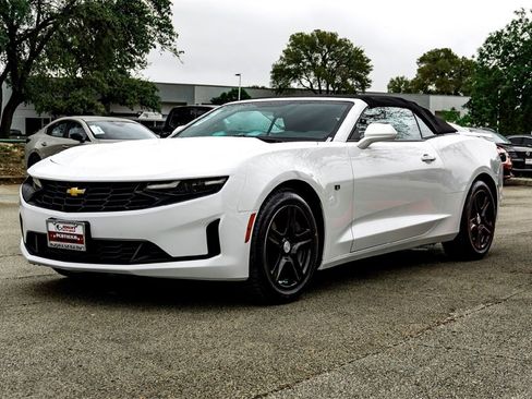 Used 2023 Chevrolet Camaro LT image 9