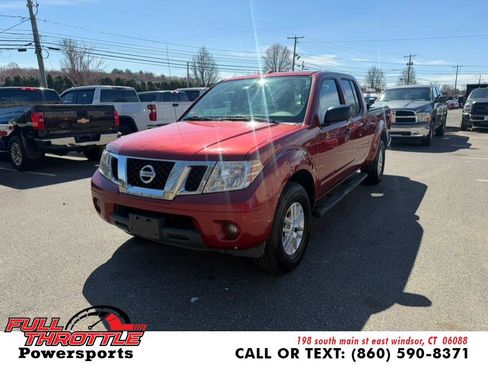 Used 2015 Nissan Frontier SV w/ SV Value Truck Package image 4