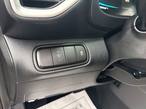 Used 2026 Hyundai Venue SE image 19