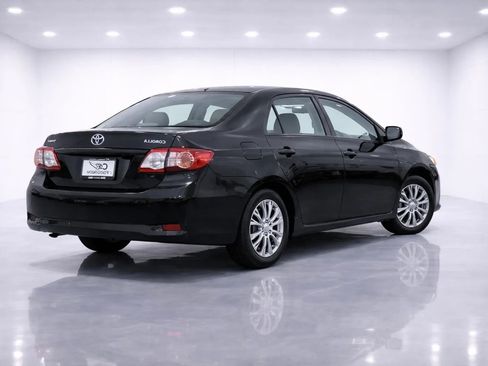 Used 2010 Toyota Corolla image 5