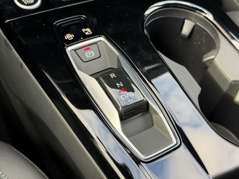 Certified 2025 Audi Q6 e-tron Premium Plus w/ Premium Plus image 29