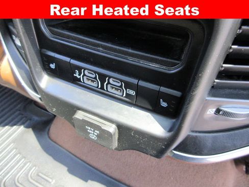 Used 2019 RAM 1500 Laramie AWD/4WD image 29