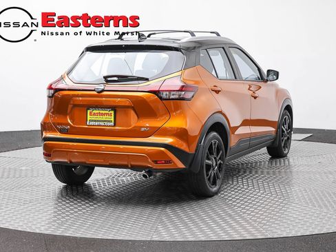 Used 2024 Nissan Kicks SV w/ Exterior Package FWD image 5