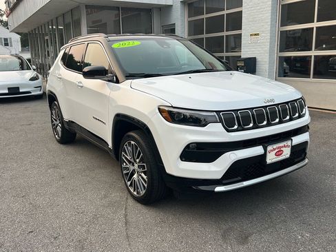 Used 2022 Jeep Compass Limited w/ Elite Group image 2